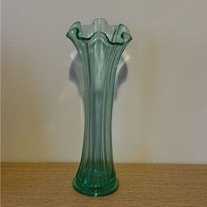 Green Uranium Ruffled Glass Vase - Elegant Home Accent